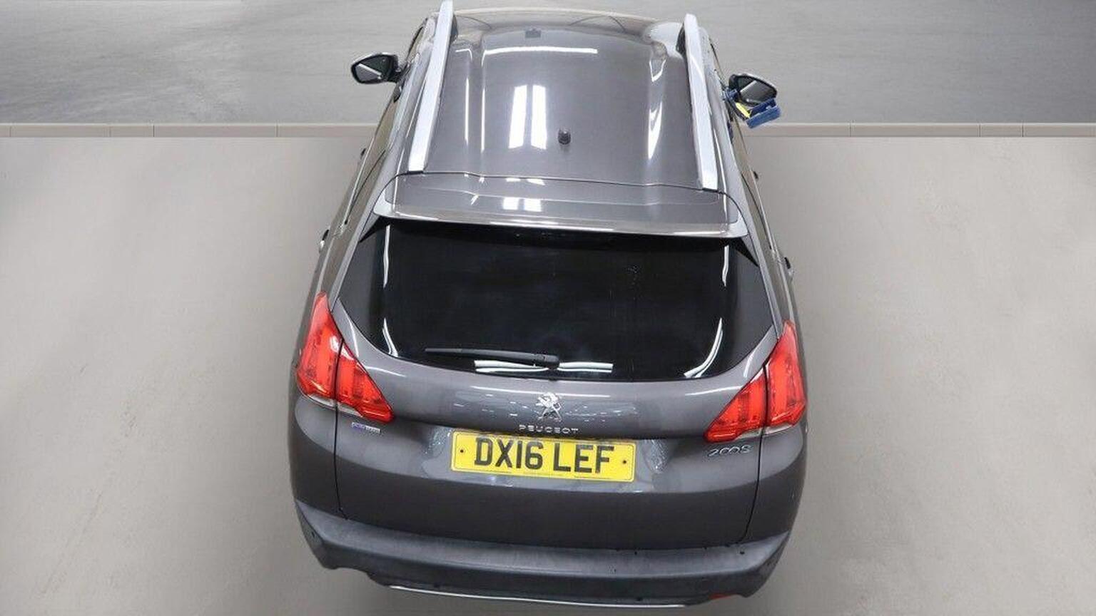 2016 Peugeot 2008 image 5
