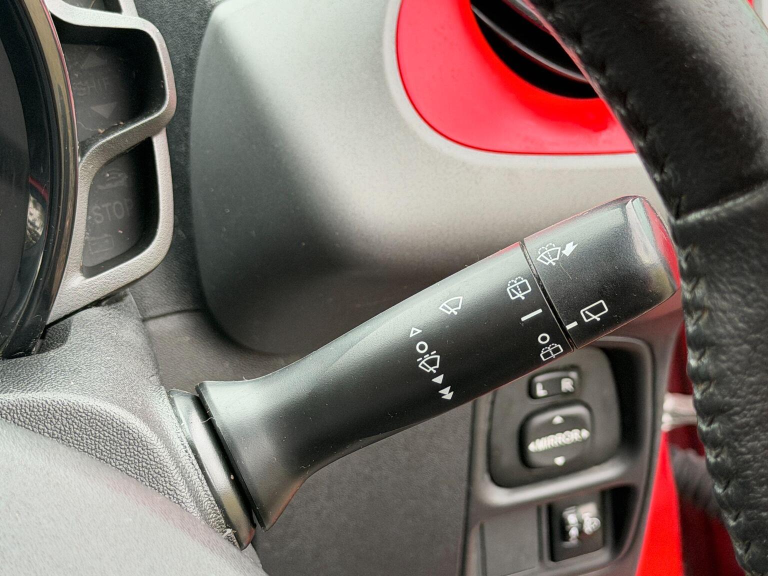 2020 Toyota AYGO image 36
