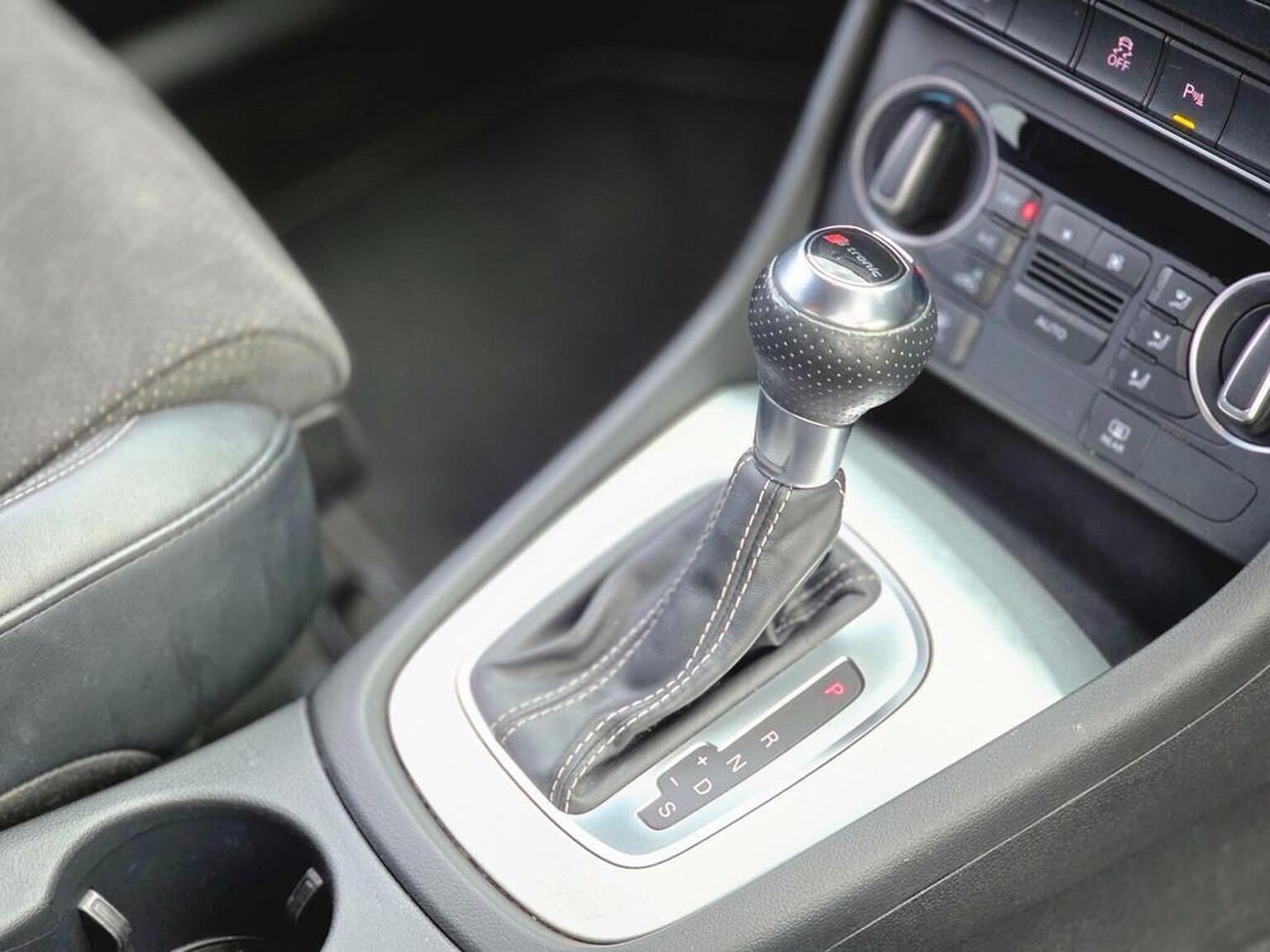 2015 Audi Q3 image 43