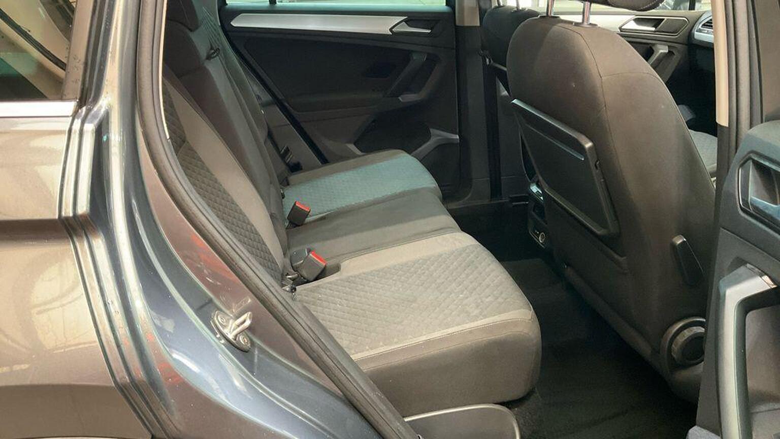 2018 Volkswagen Tiguan image 13