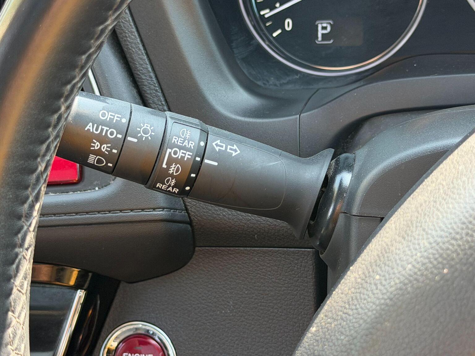 2016 Honda HR-V image 33