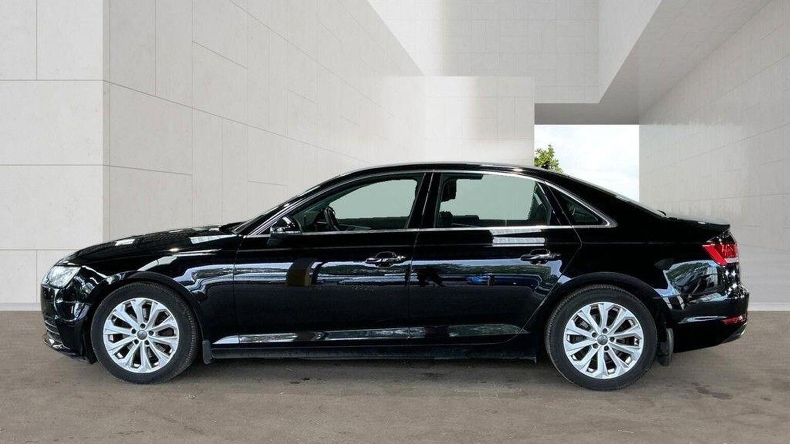 2016 Audi A4 image 7