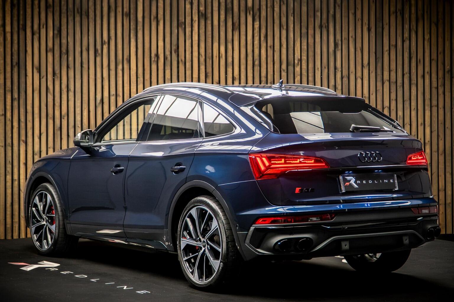 2024 Audi SQ5 V6 Vorsprung Sportback quattro — photograph 3