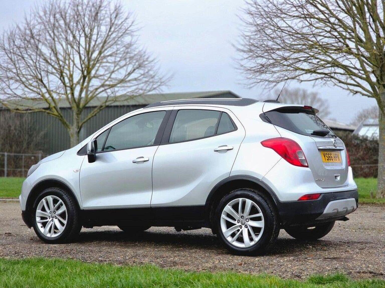 2016 Vauxhall Mokka X image 12