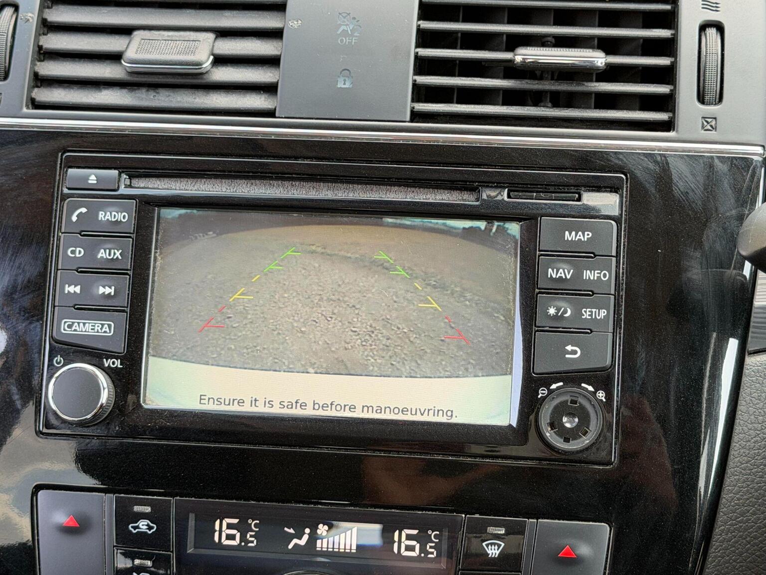 2016 Nissan Pulsar image 41