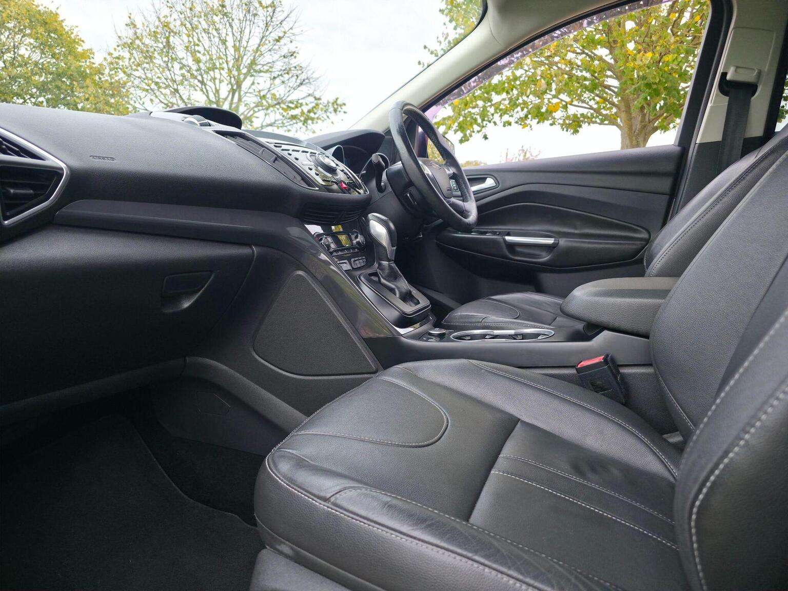2014 Ford Kuga image 27
