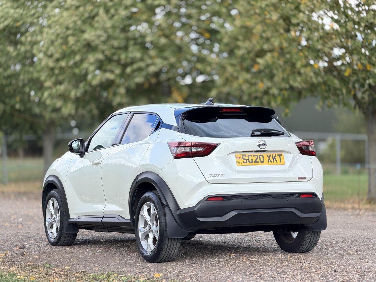 2020 Nissan Juke image 11