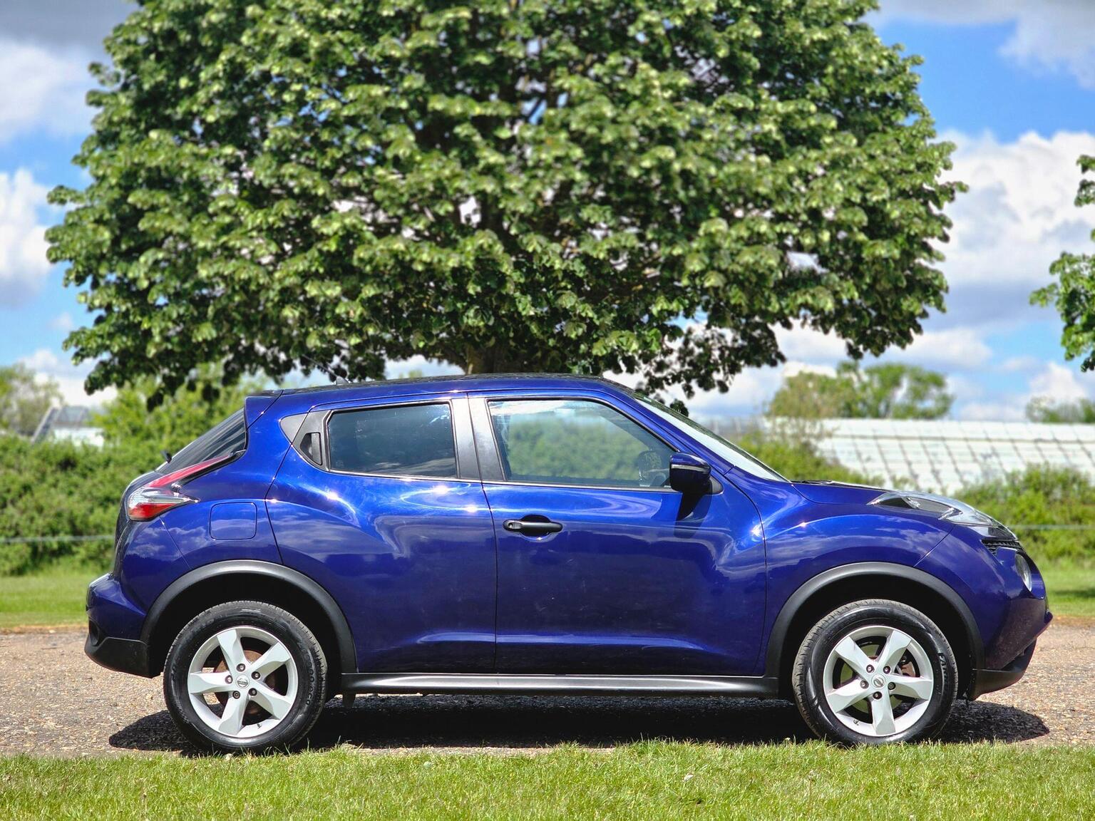 2014 Nissan Juke image 3