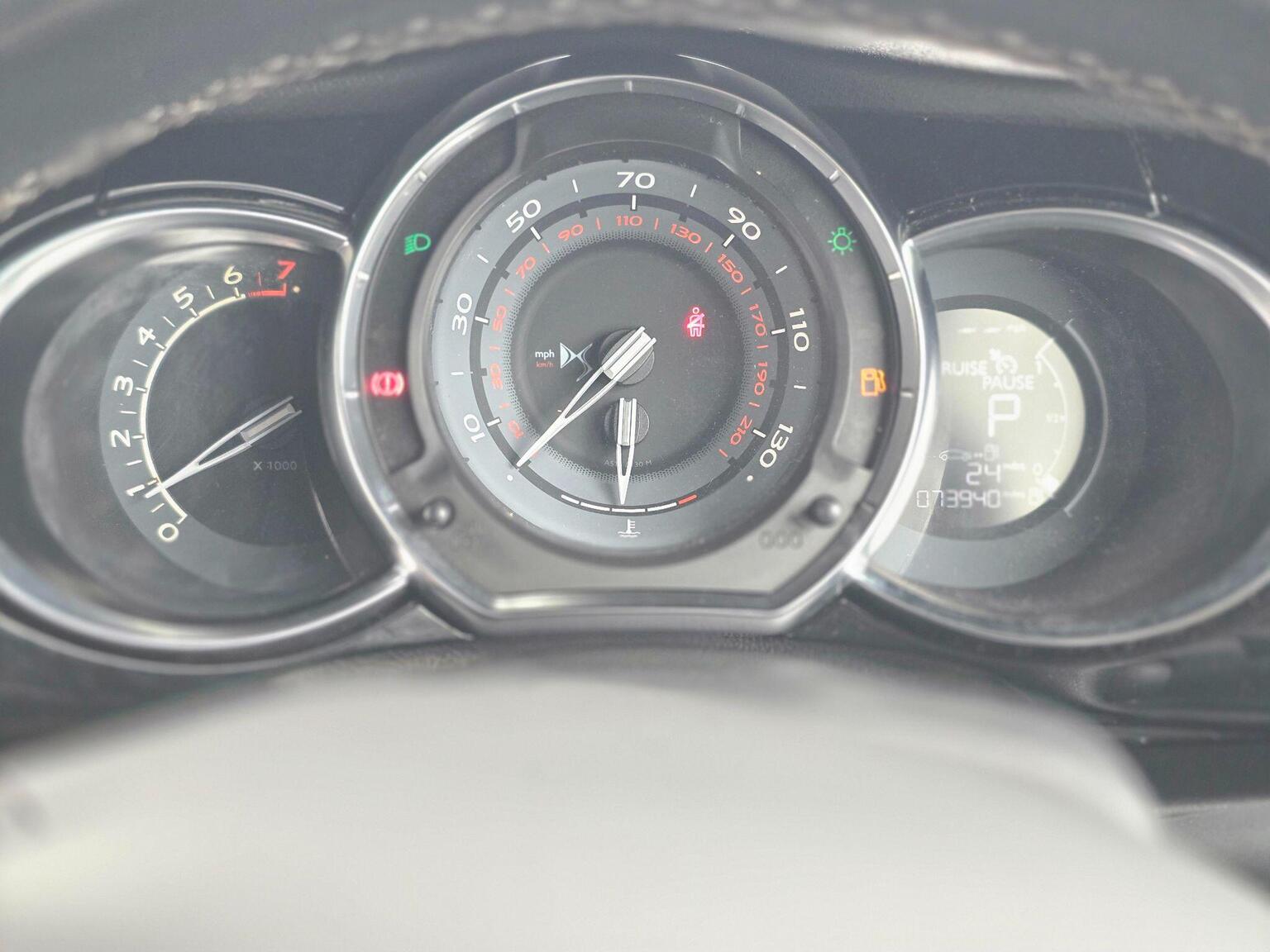 2017 Ds Automobiles DS 3 image 45