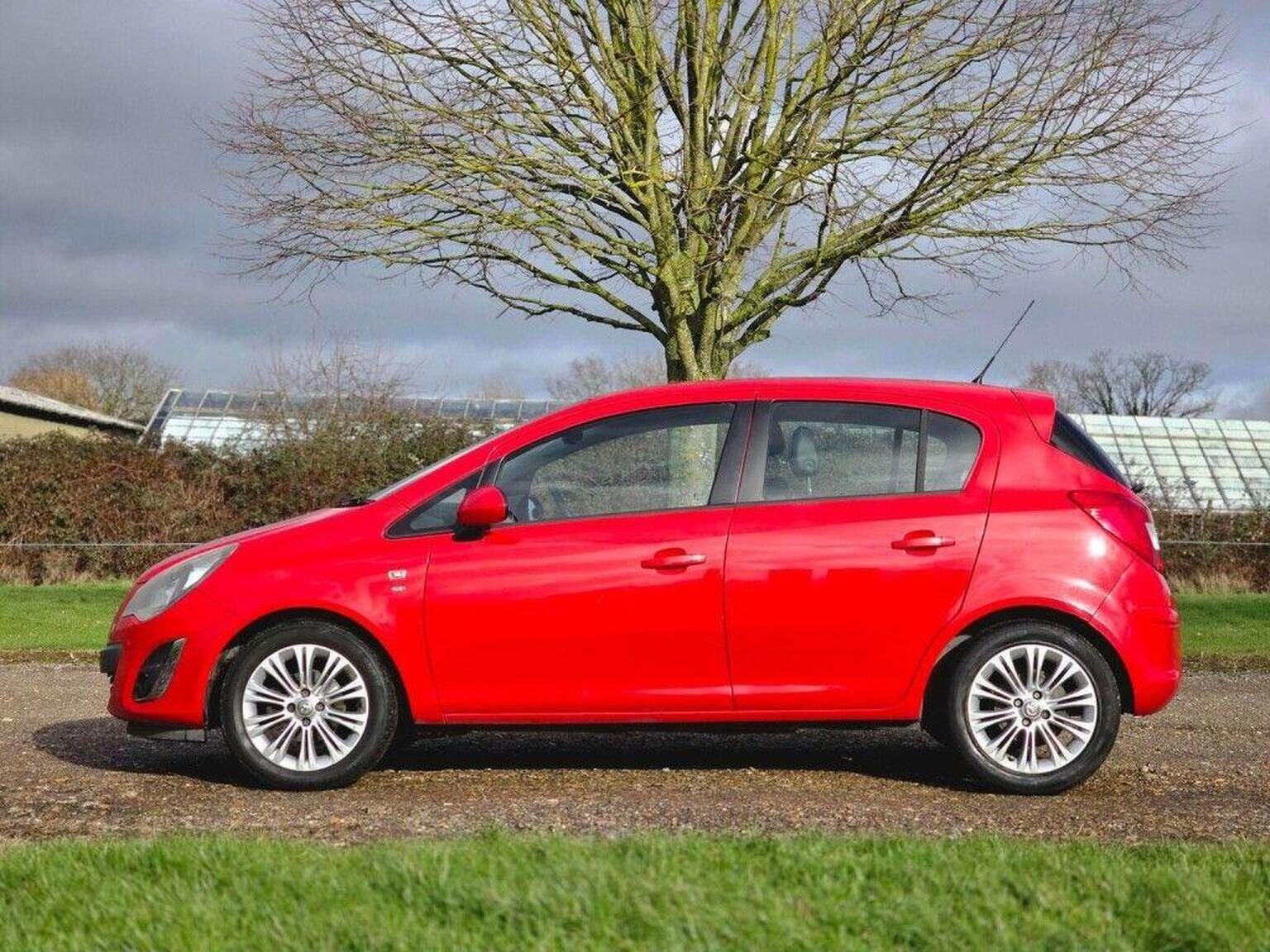 2013 Vauxhall Corsa image 13