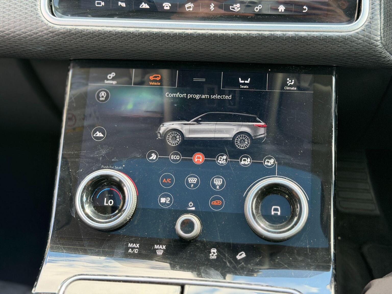 2018 Land Rover Range Rover Velar image 46