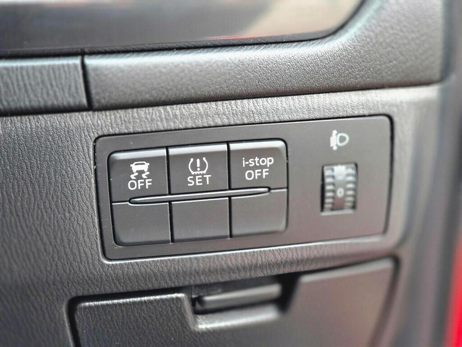 2015 Mazda Mazda6 image 41