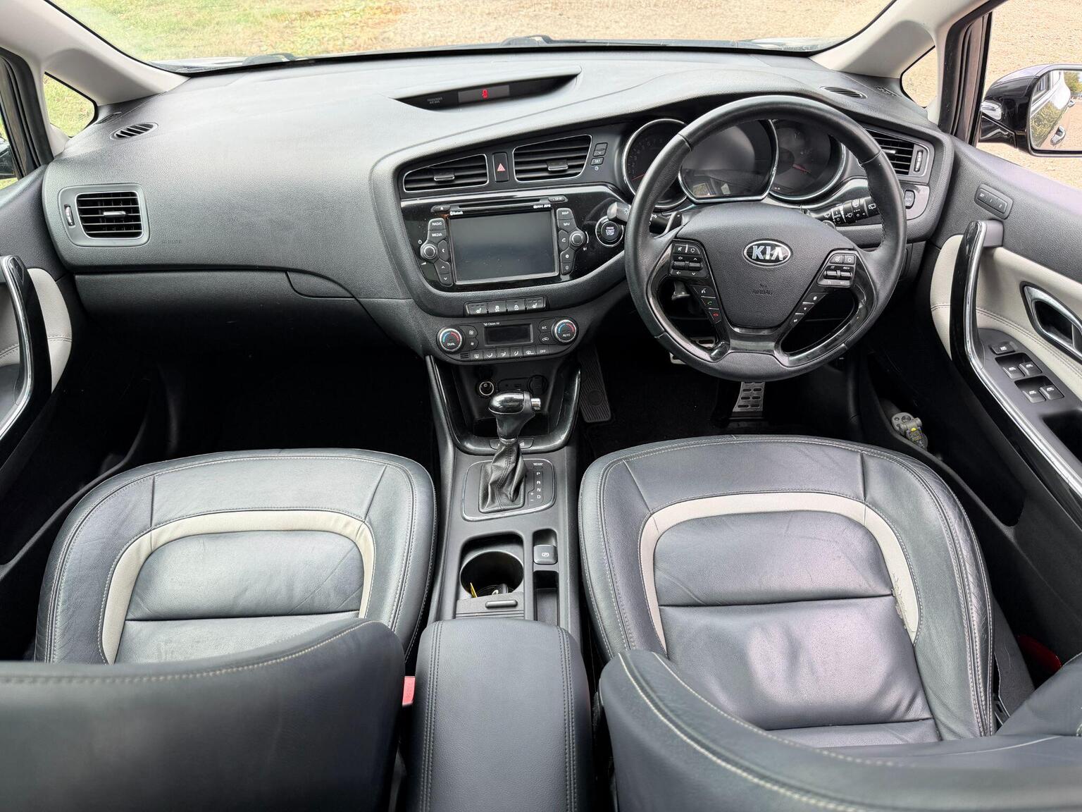 2015 Kia Ceed image 21