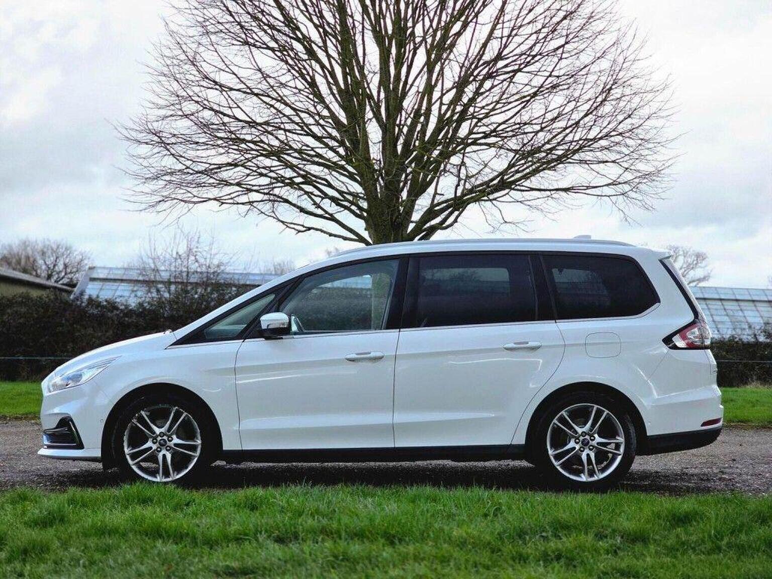 2021 Ford Galaxy image 13