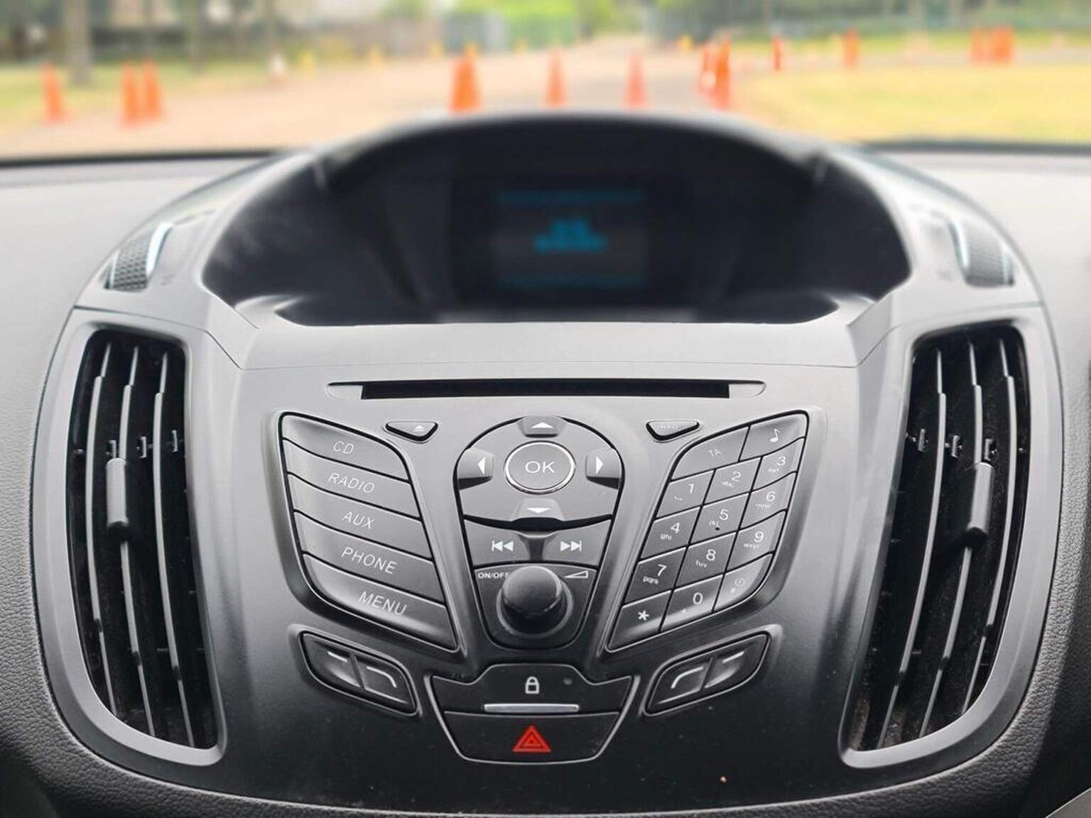2015 Ford Kuga image 37