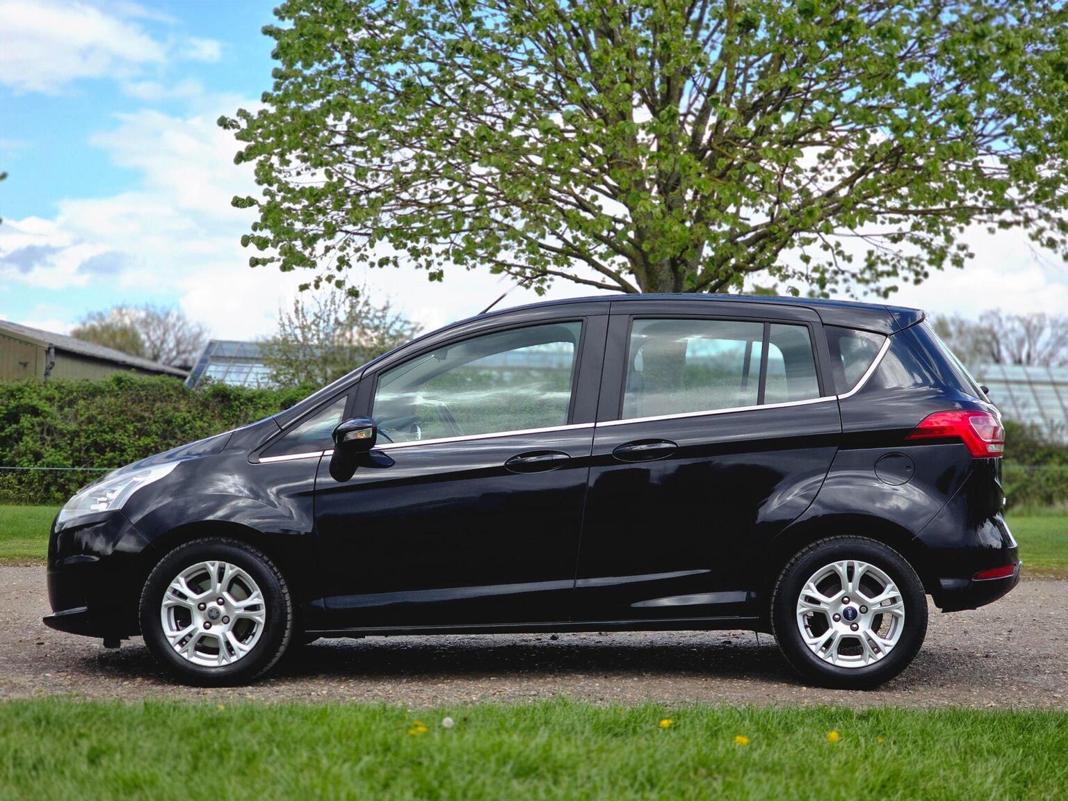2015 Ford B-Max image 13