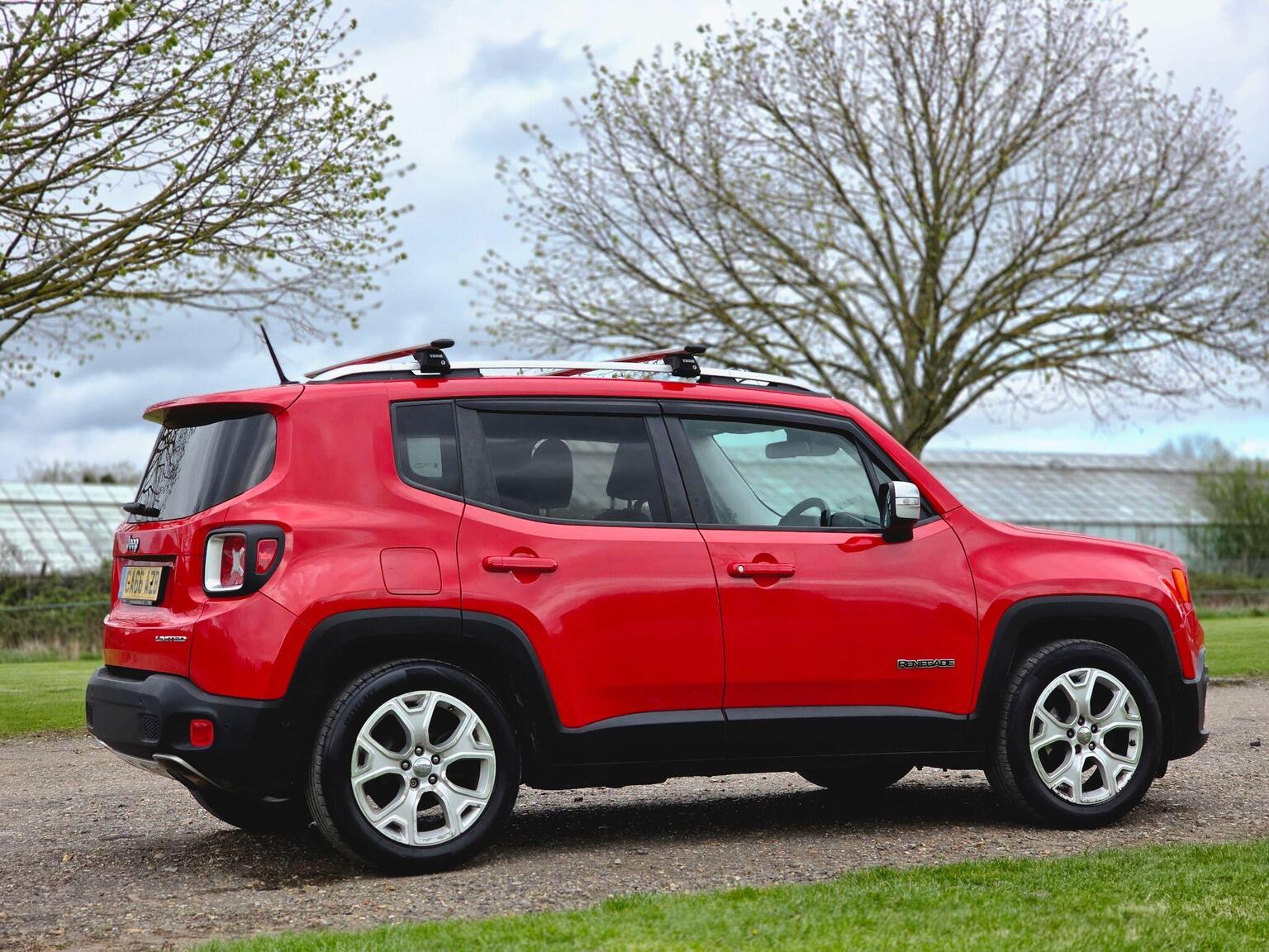 2017 Jeep Renegade image 4