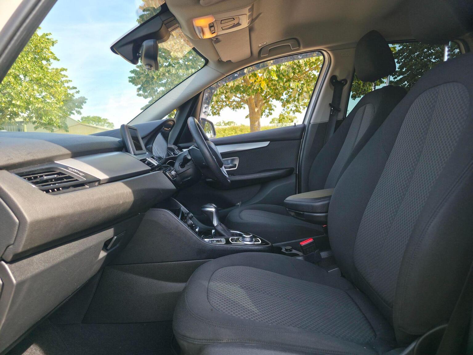 2015 BMW 2 Series Active Tourer image 26