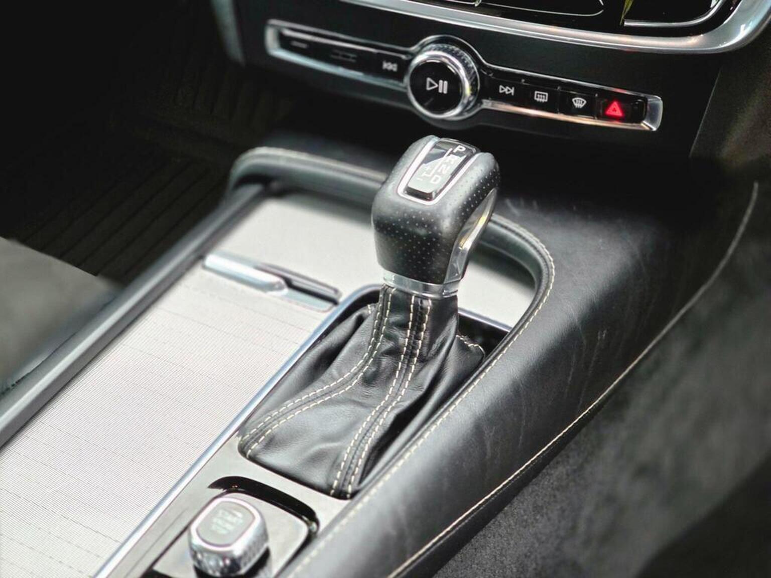2019 Volvo S90 image 33