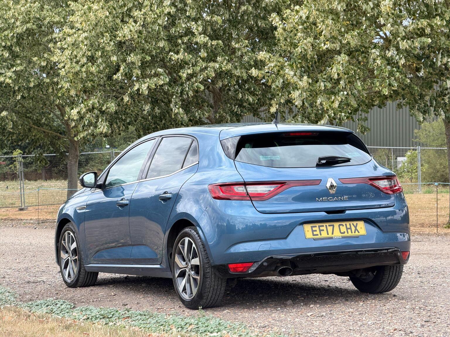 2017 Renault Megane image 11