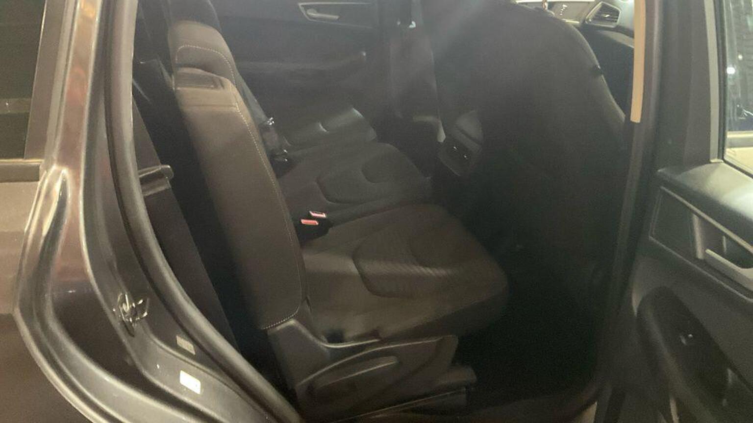 2019 Ford S-Max image 13