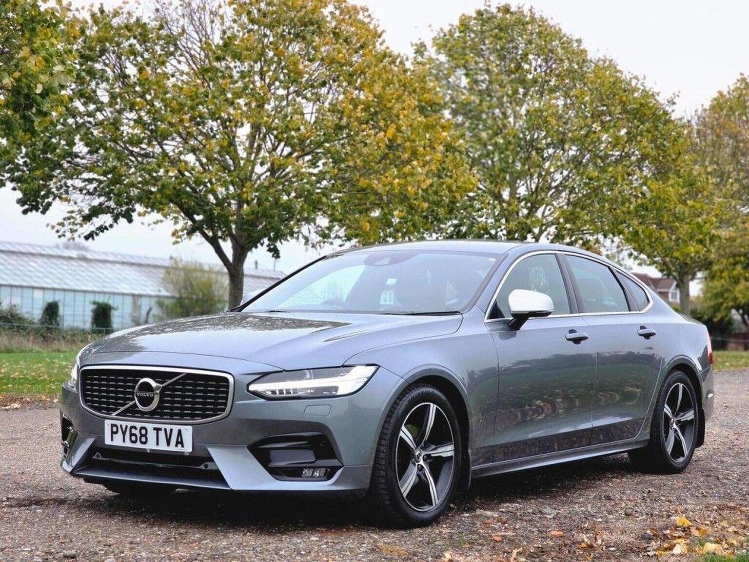 2019 Volvo S90 image 16