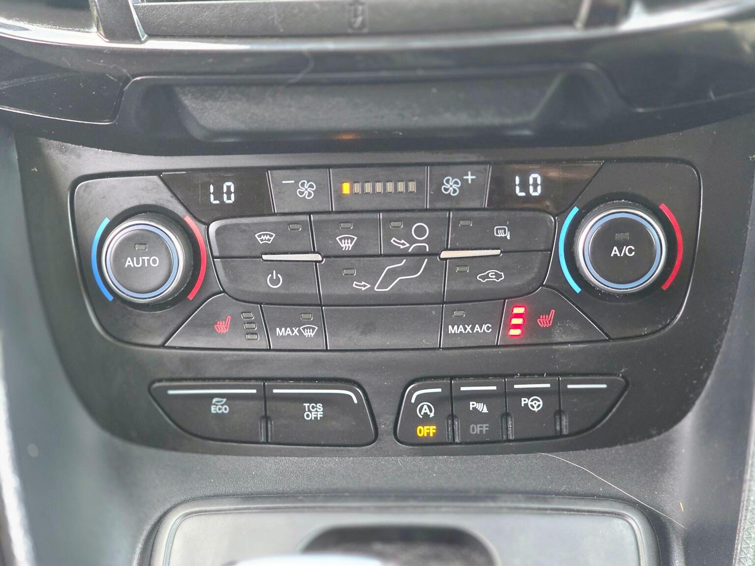 2020 Ford Transit Connect image 48