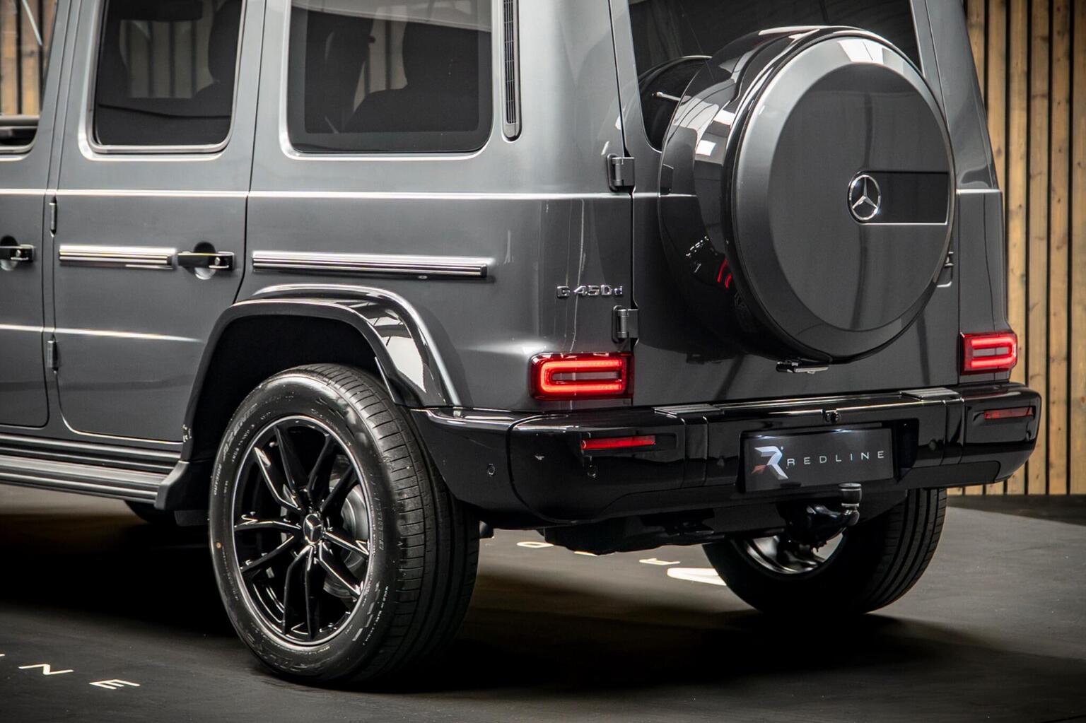 2026 Mercedes-Benz G Class G450dh AMG Line 4WD — photograph 3