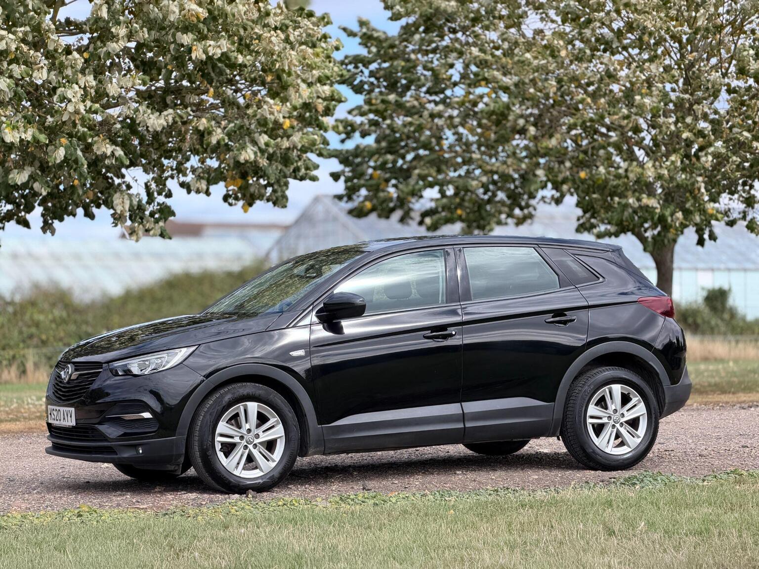 2020 Vauxhall Grandland X image 17