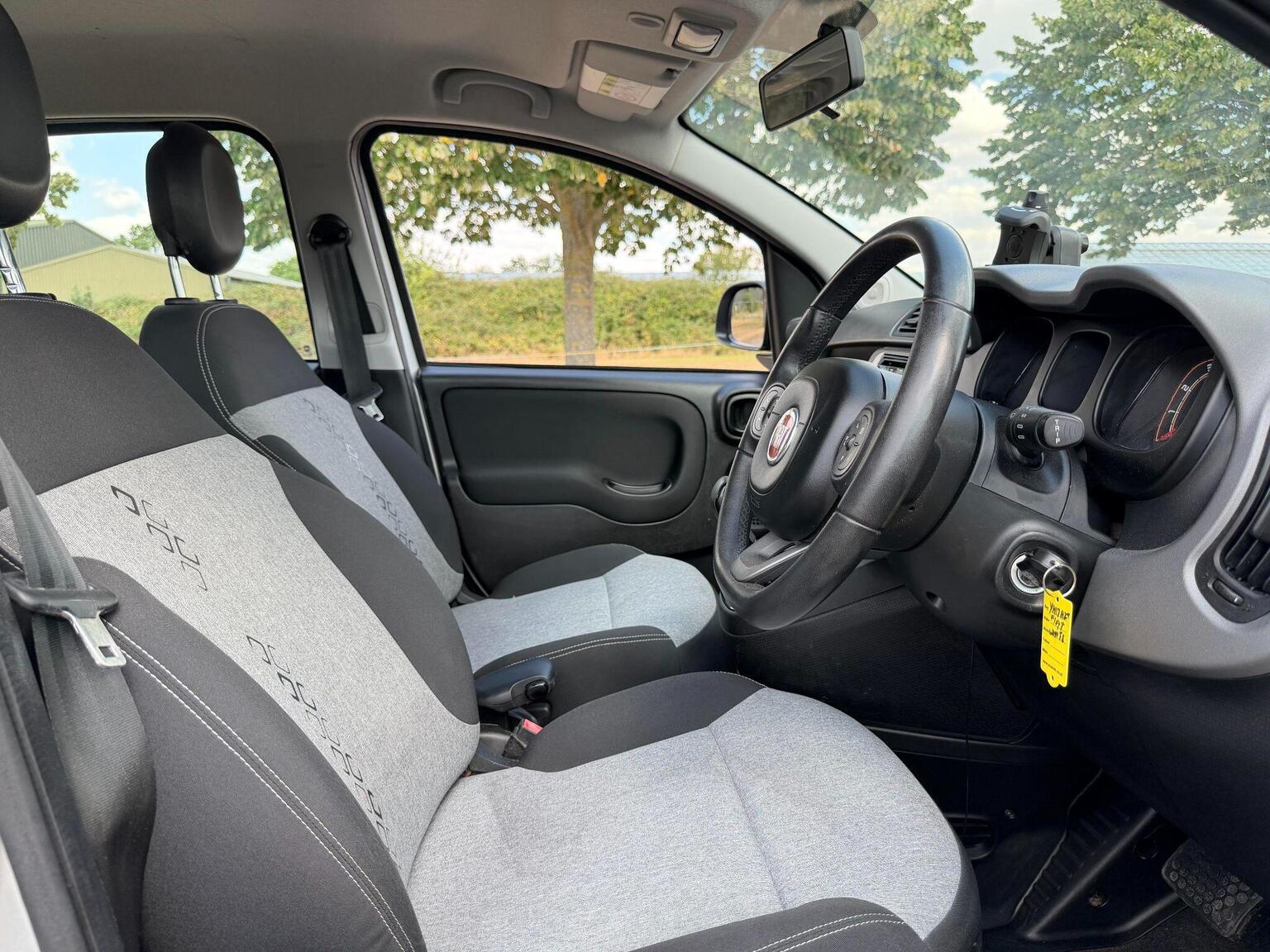 2017 Fiat Panda image 20