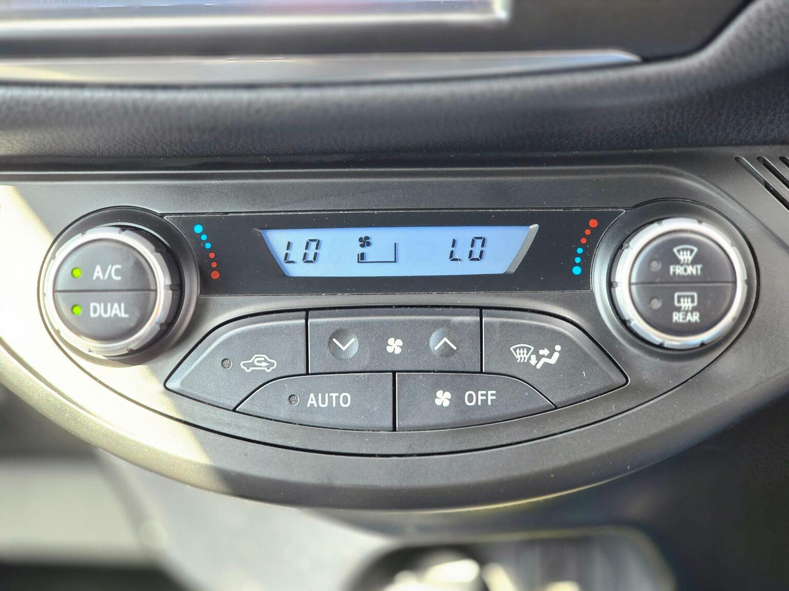 2019 Toyota Yaris image 52