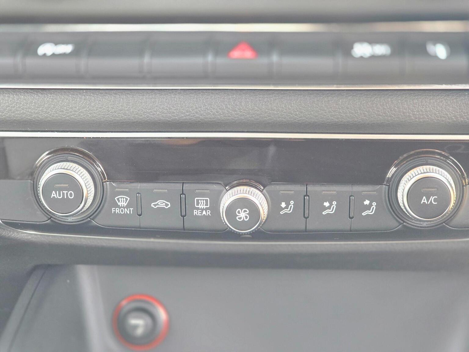 2014 Audi A3 image 38