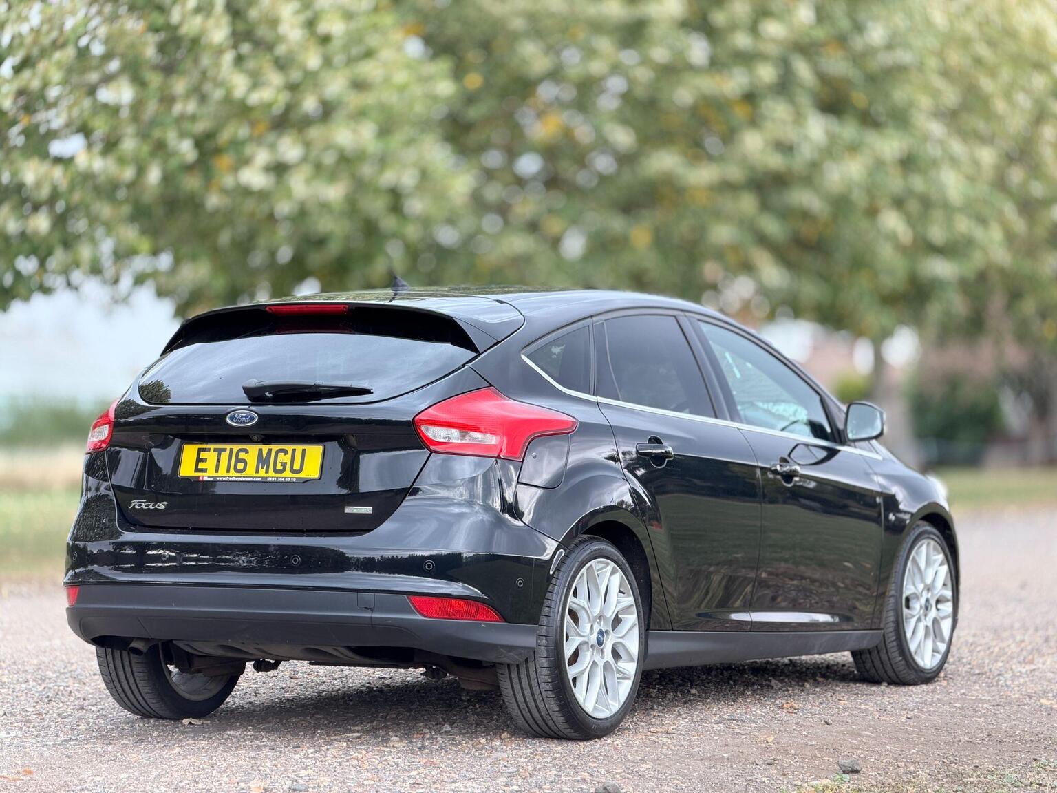 2016 Ford Focus image 7