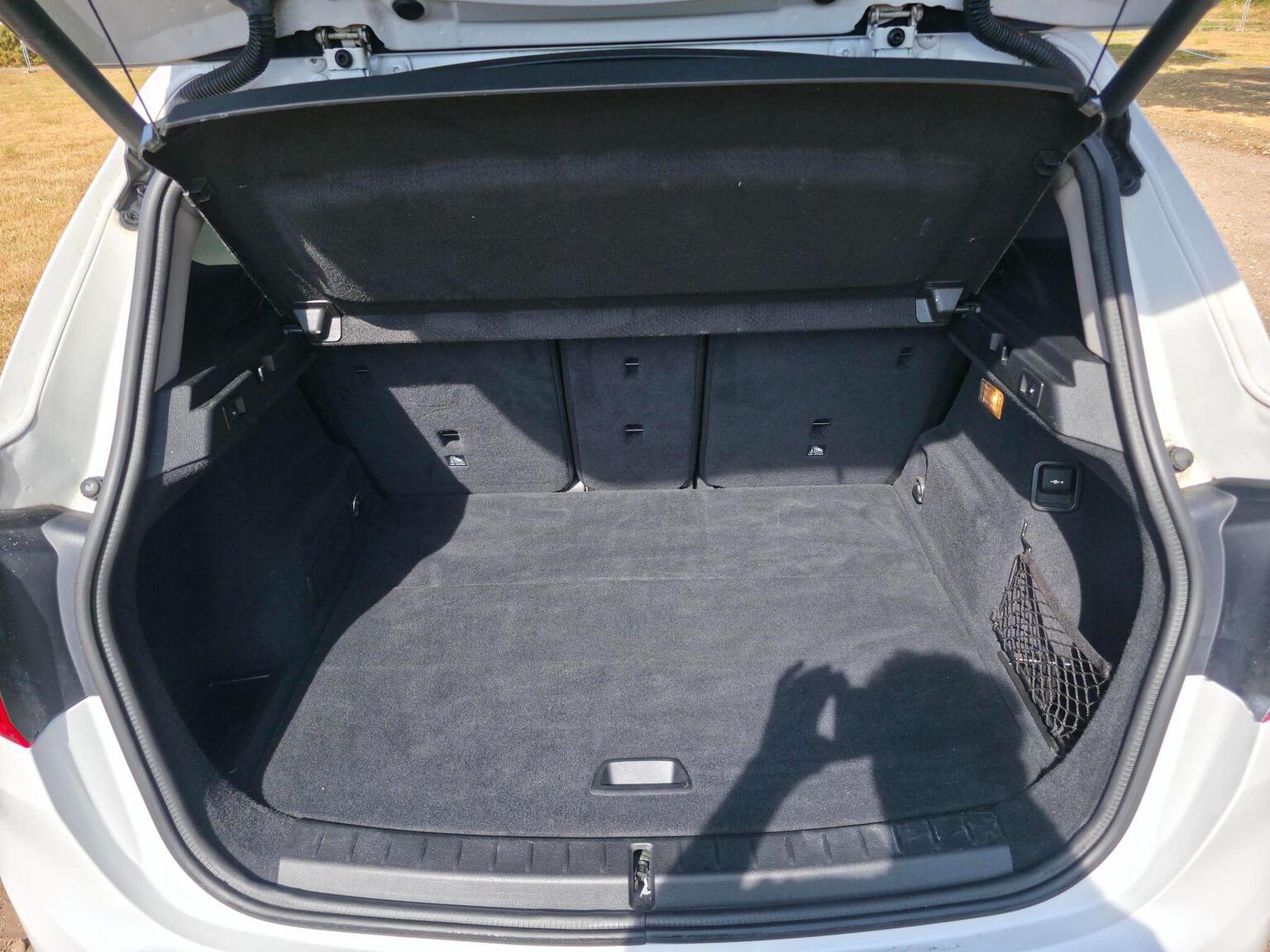 2015 BMW 2 Series Active Tourer image 51