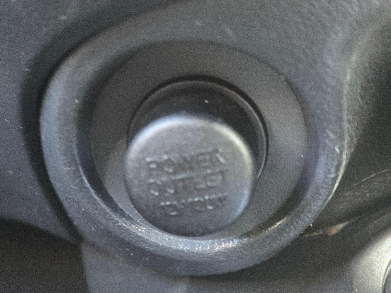 2014 Nissan Juke image 41