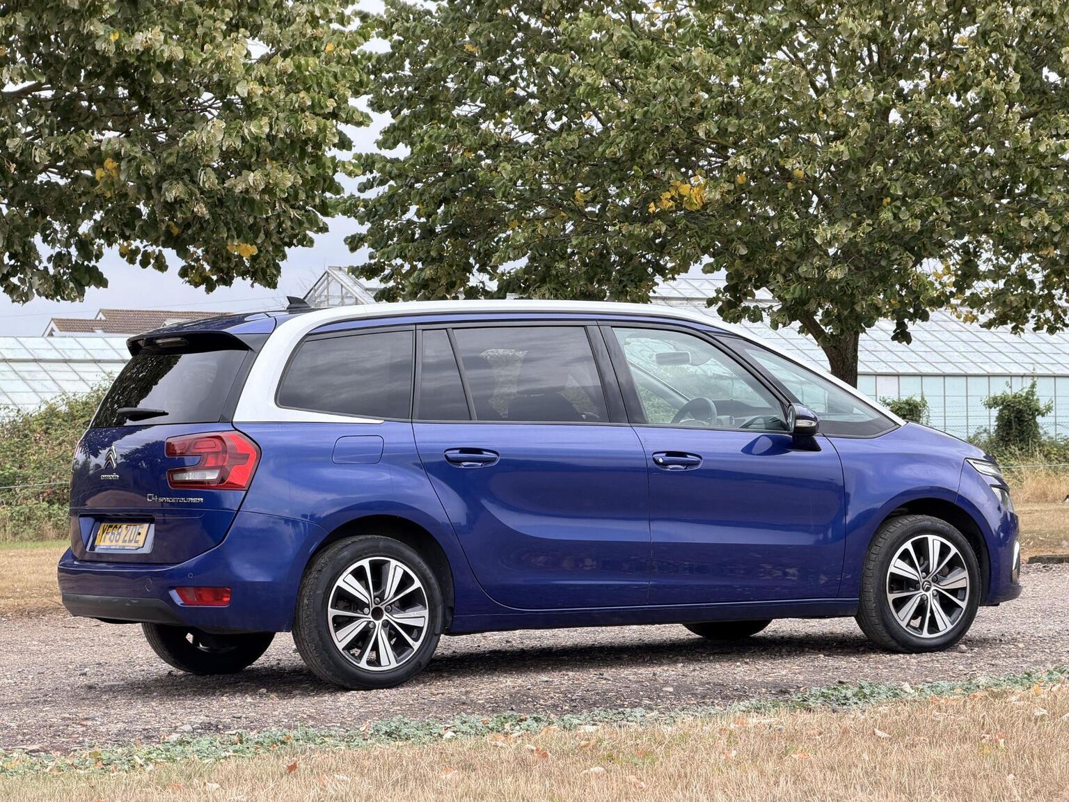 2019 Citroen Grand C4 SpaceTourer image 4