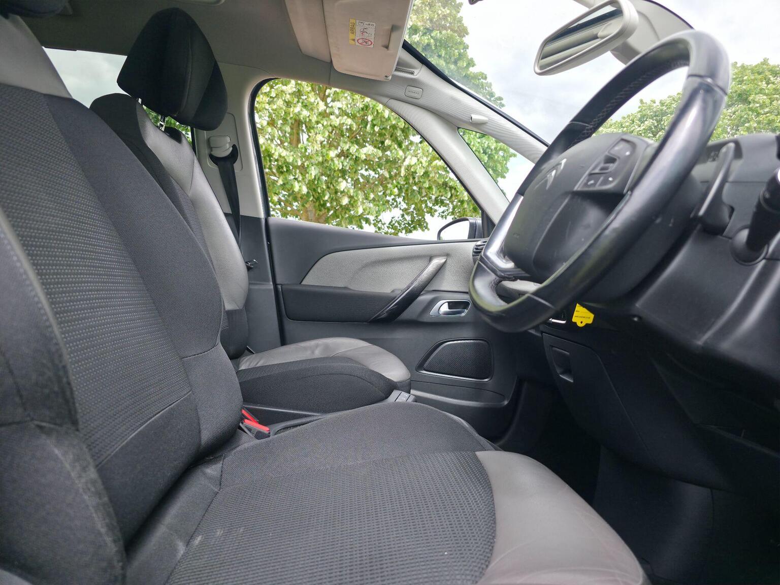 2016 Citroen Grand C4 Picasso image 21