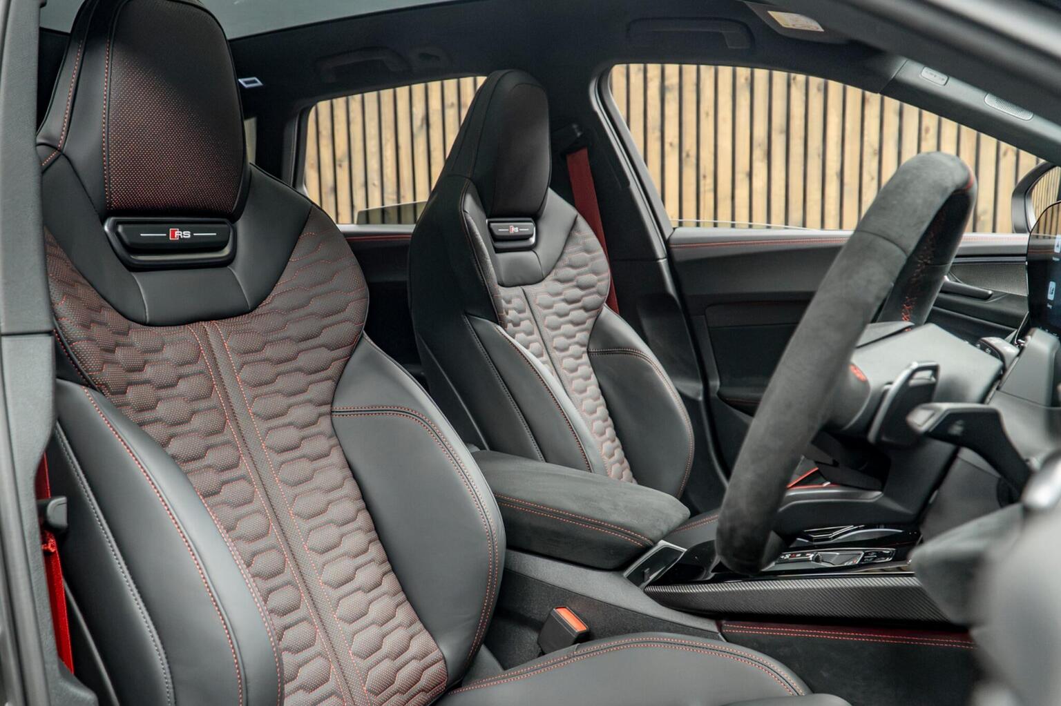 2026 Audi RS5 Avant V6 Performance Vorsprung — photograph 2