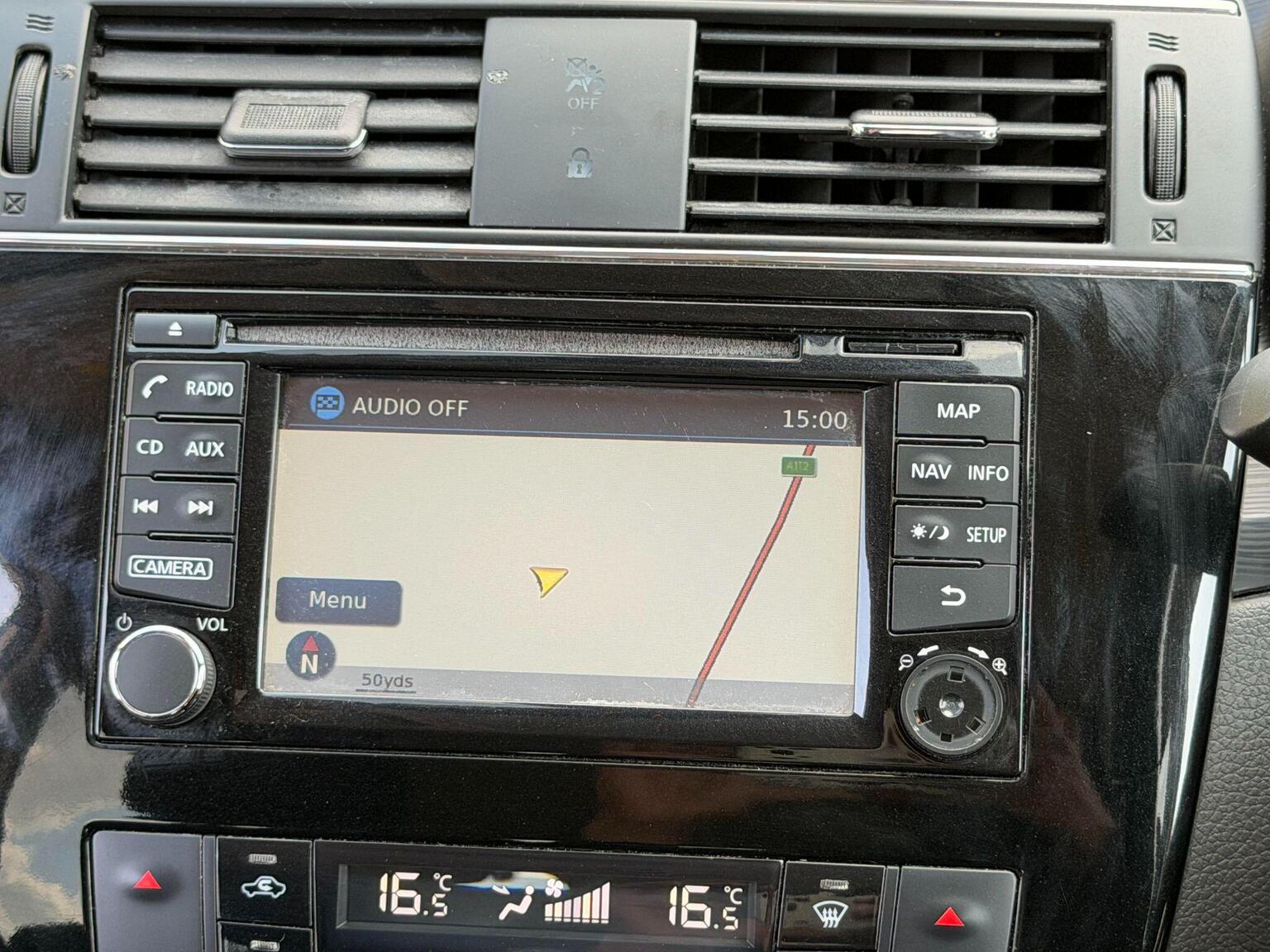 2016 Nissan Pulsar image 40