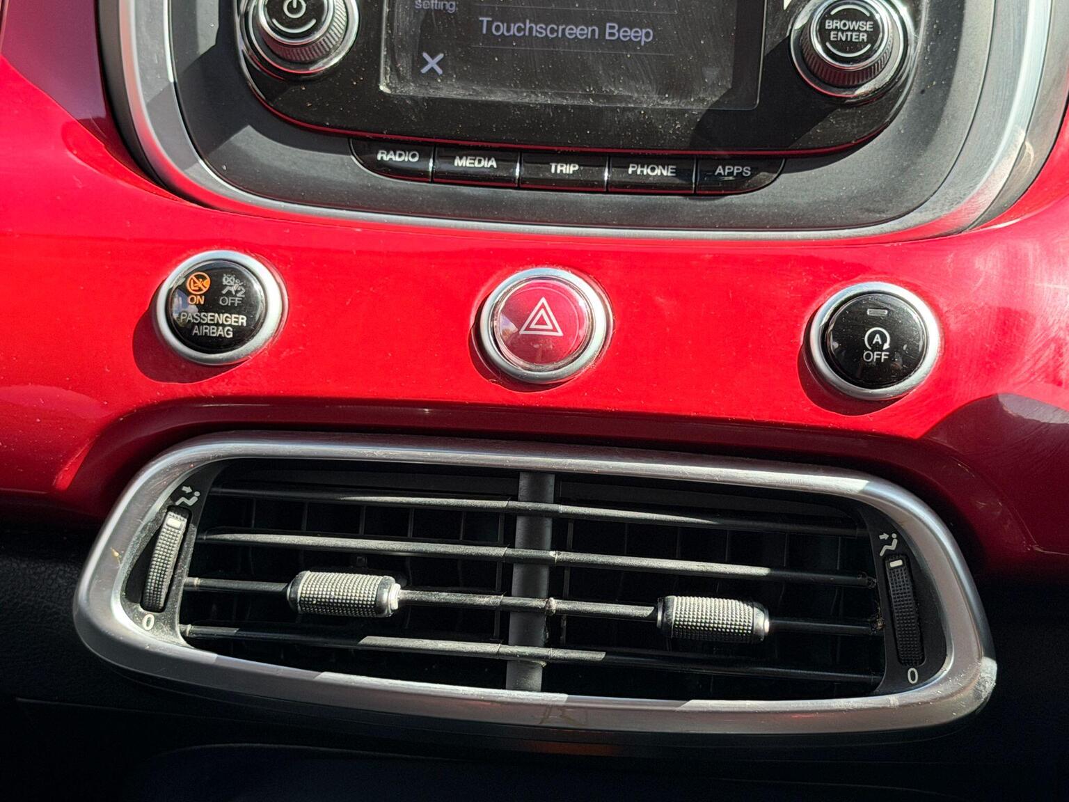 2016 Fiat 500X image 45