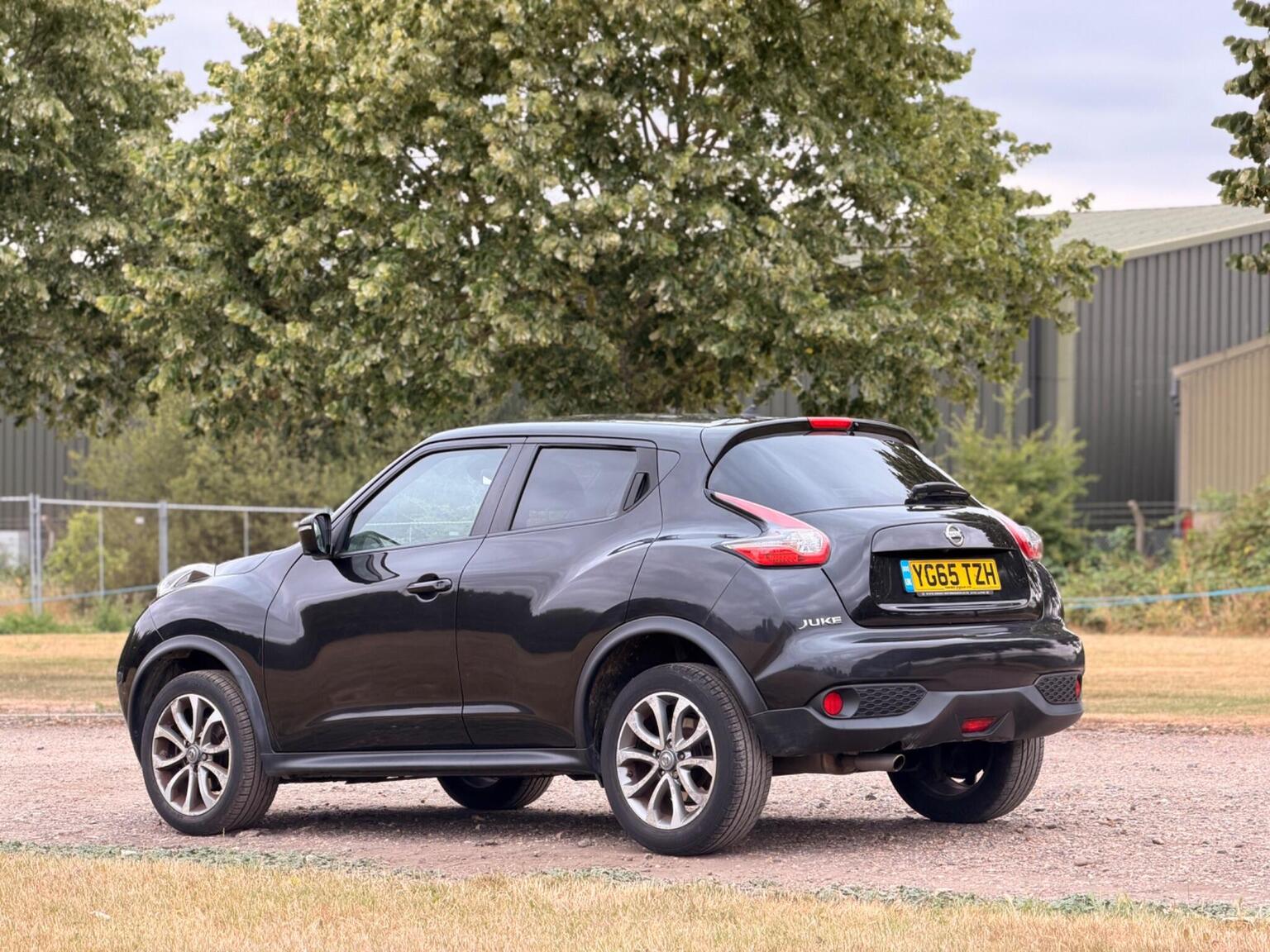 2015 Nissan Juke image 12