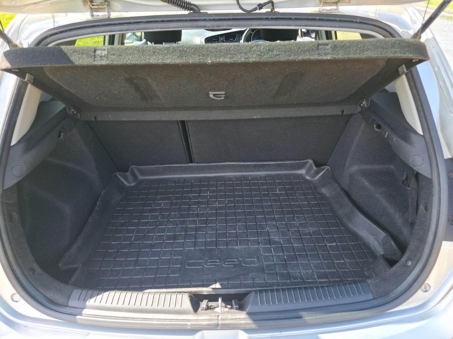 2014 Kia Ceed image 43