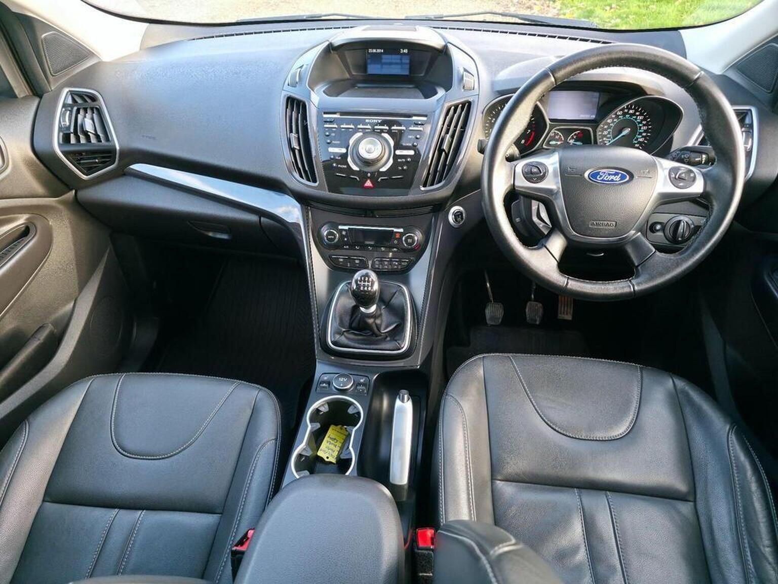 2014 Ford Kuga image 30