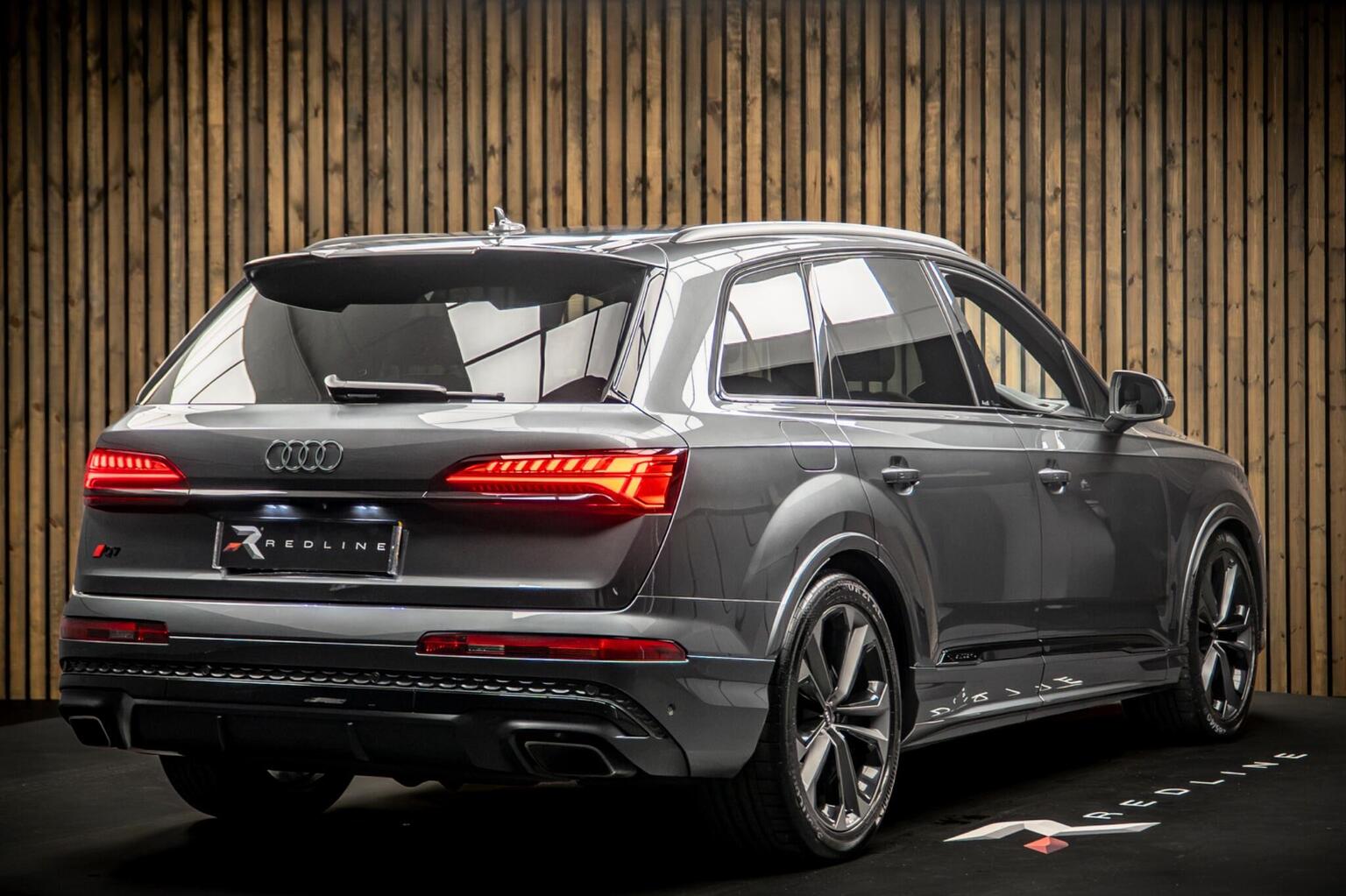 2024 Audi Q7 V6 55 Black Edition Tiptronic quattro — photograph 4