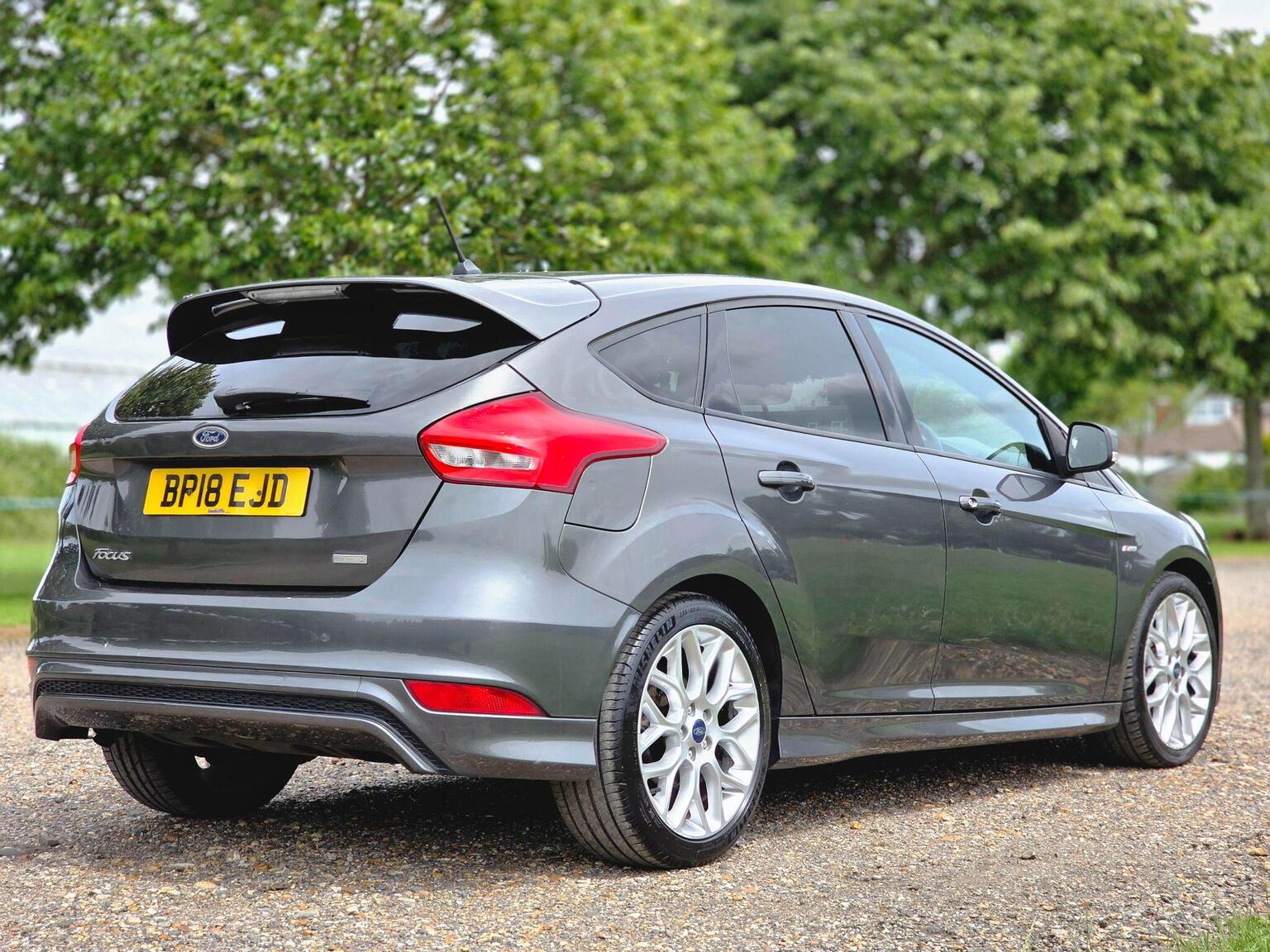 2018 Ford Focus image 6