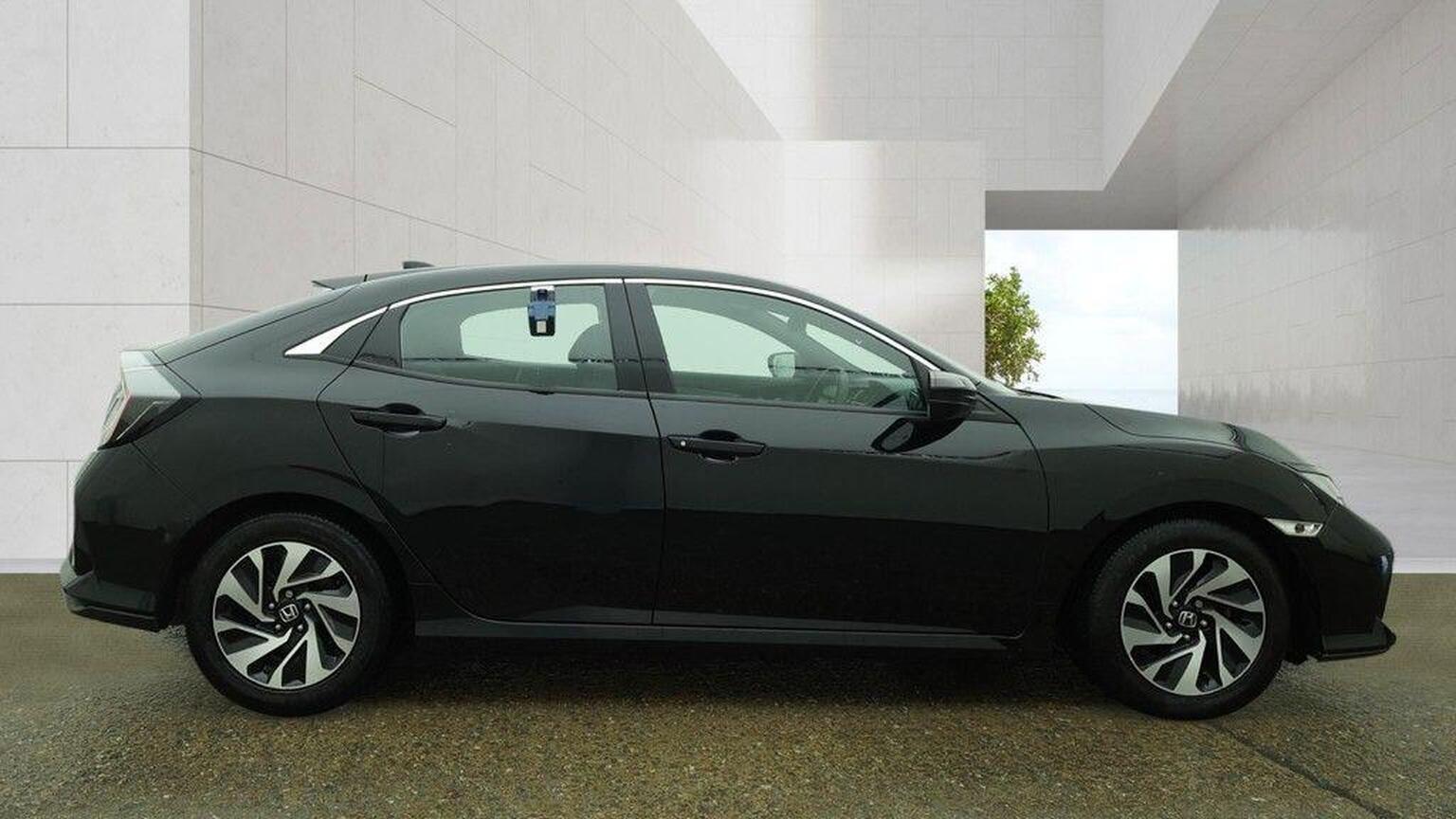 2018 Honda Civic image 5