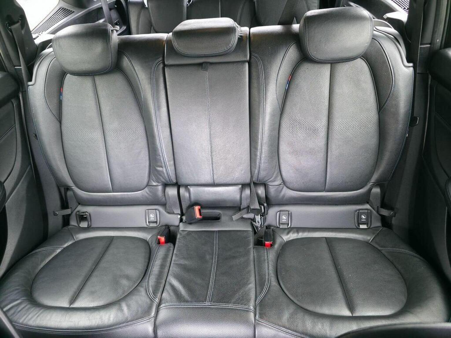 2016 BMW 2 Series Gran Tourer image 30