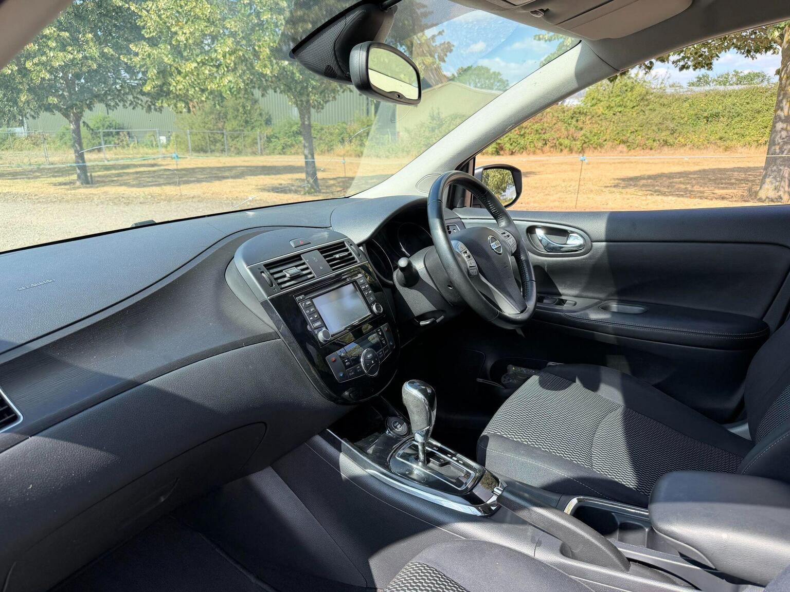 2016 Nissan Pulsar image 29