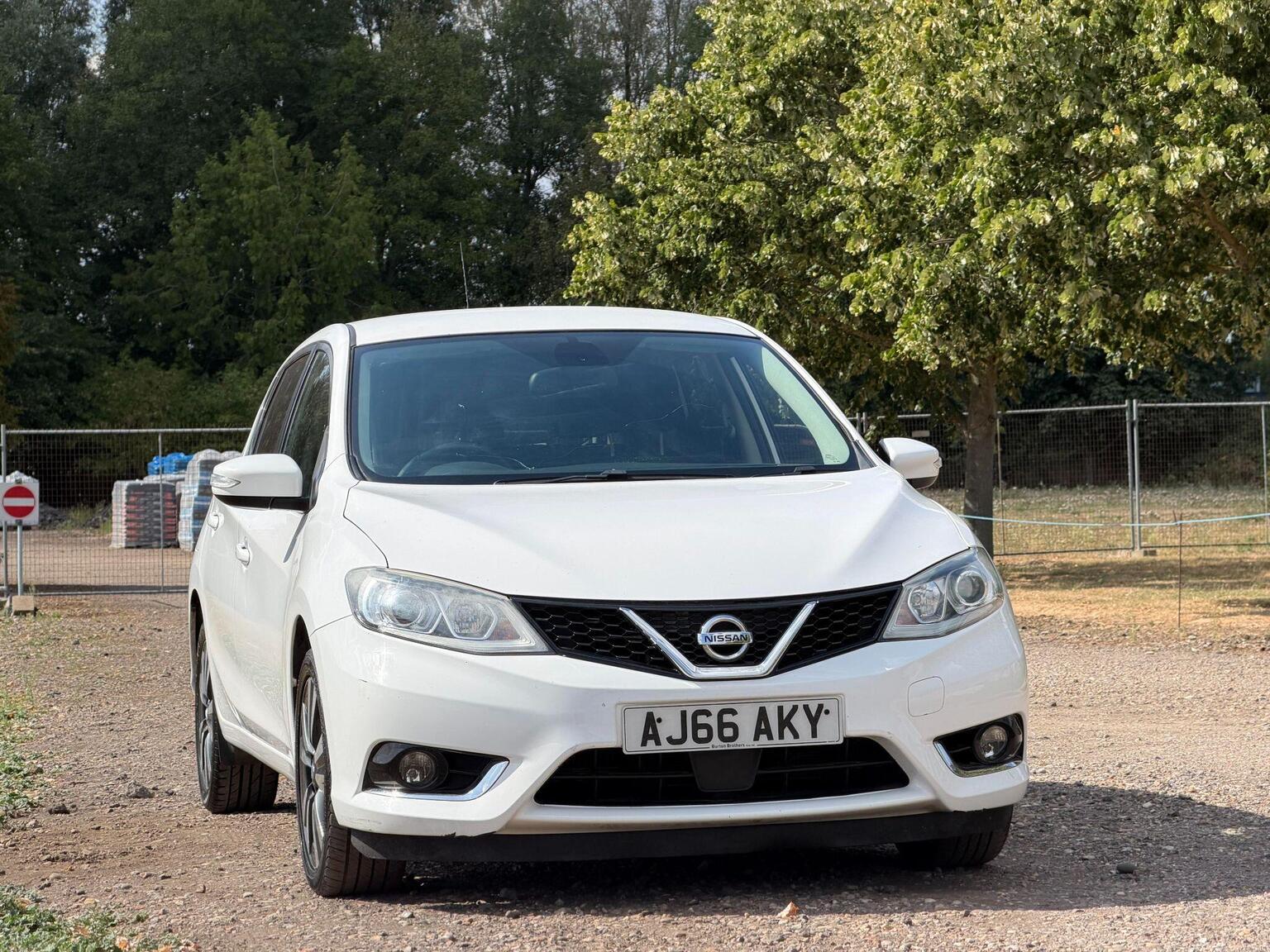 2016 Nissan Pulsar image 21