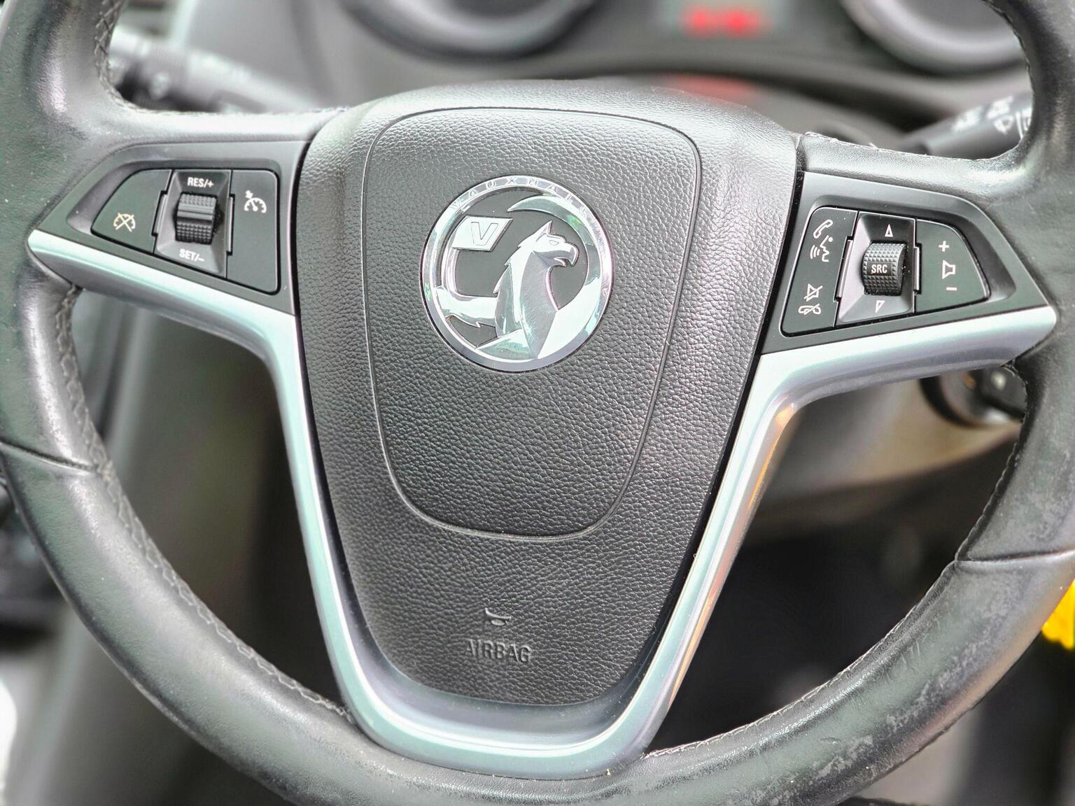 2016 Vauxhall Meriva image 40